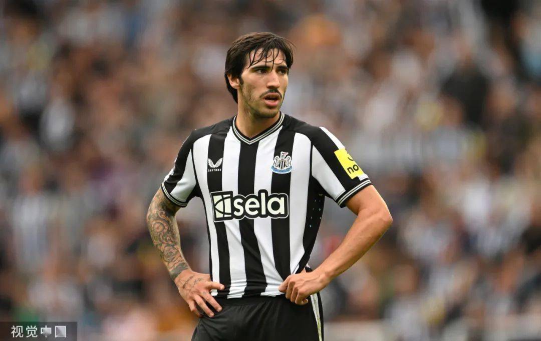 爱游戏平台-窗口期纽卡斯尔备战亚冠，调整名单细节曝光，信心回归，高层口径保持一致(纽卡斯尔联队新老板是谁)