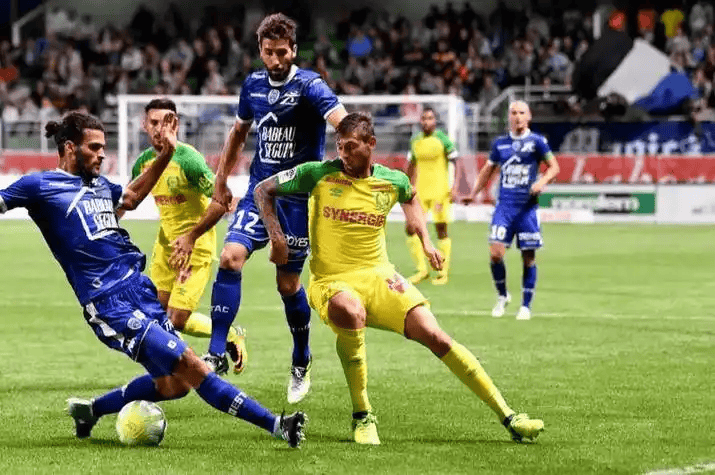 爱游戏平台-赛后法国杯焦点战；毕尔巴鄂竞技复出首秀；质疑声仍在；阵容厚度经受考验的简单介绍